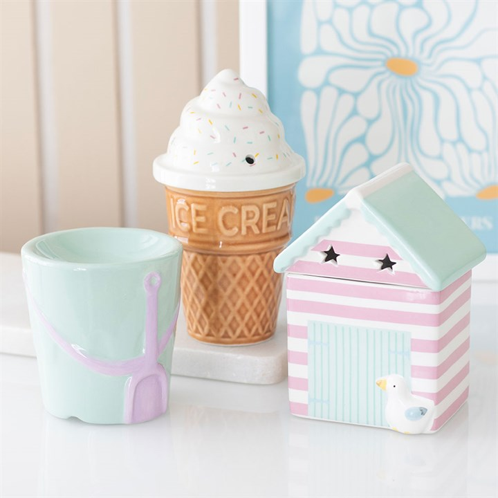 Pastel Beach Hut Oil Burner, image 5 of 5