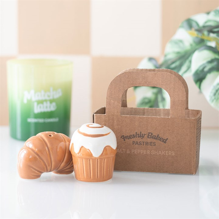 Pastry Shaped Salt and Pepper Shakers, image 1 of 4