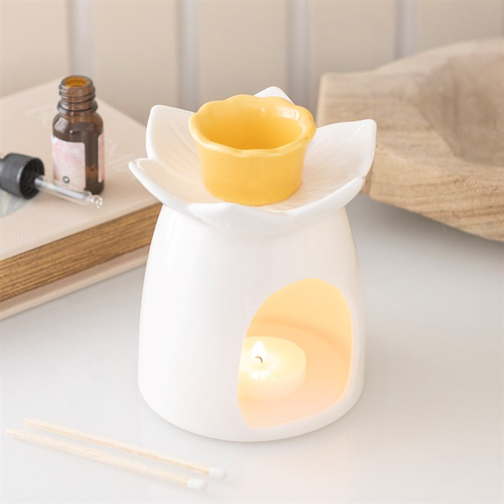 White Daffodil Oil Burner and Wax Warmer, image 2 of 7