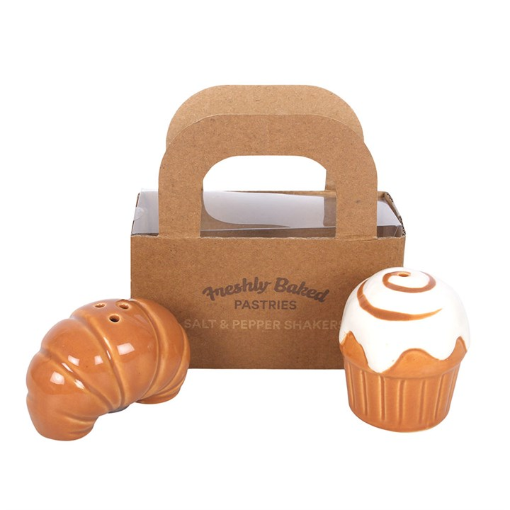 Pastry Shaped Salt and Pepper Shakers, image 3 of 4